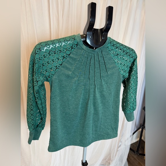 Blibean Green Lace Sleeve Top | Girls Size 8-9 | Long Sleeve Boutique Blouse - Picture 7 of 9